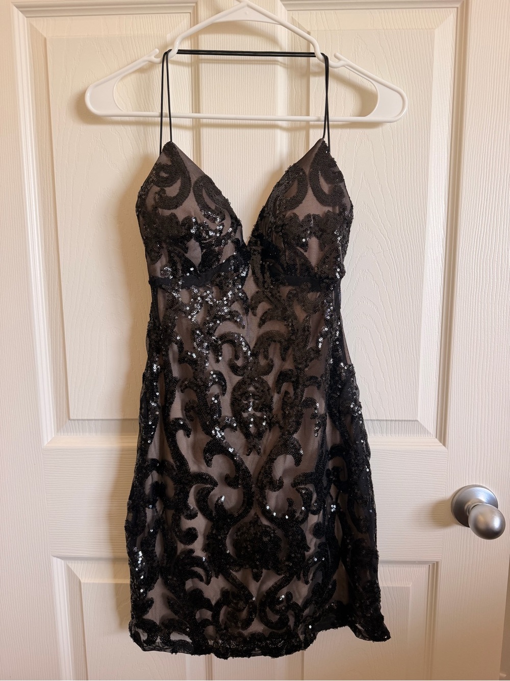 Windsor Black Sequin Nude Illusion Open Back Mini Dress – Size S